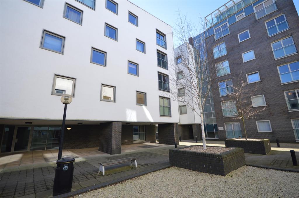 2 bedroom apartment for sale in Maidstone Road, Norwich, NR1