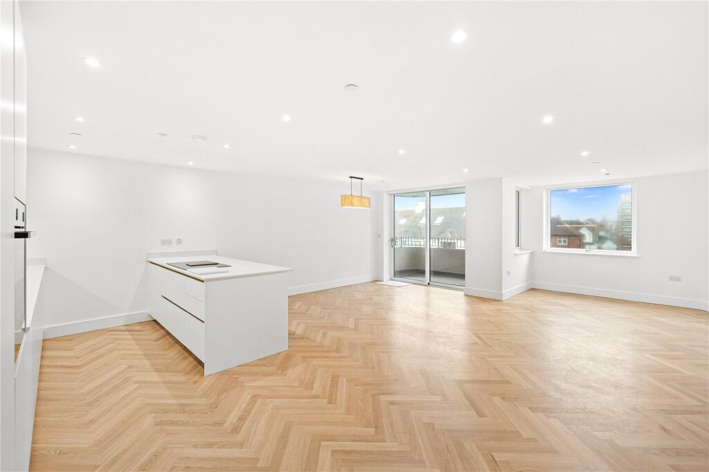 Main image of property: Kingsway, Hove, East Sussex, BN3