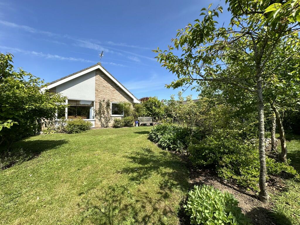 2 bedroom detached bungalow for sale in Greenways, Holt, Norfolk, NR25