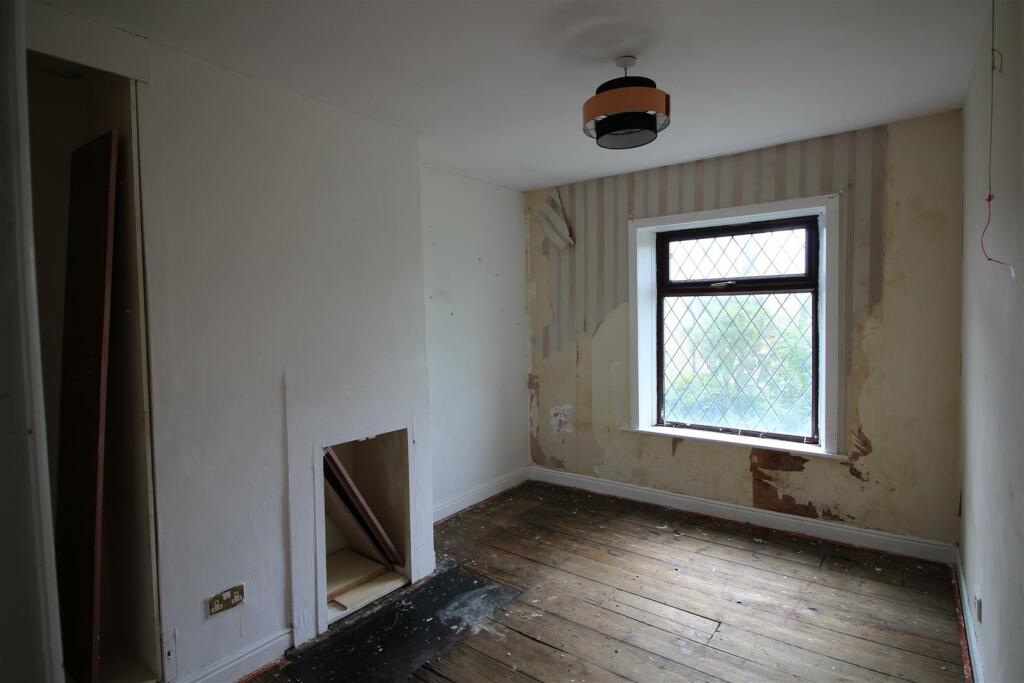 Additional property image - Albert Terrace, Wyke
