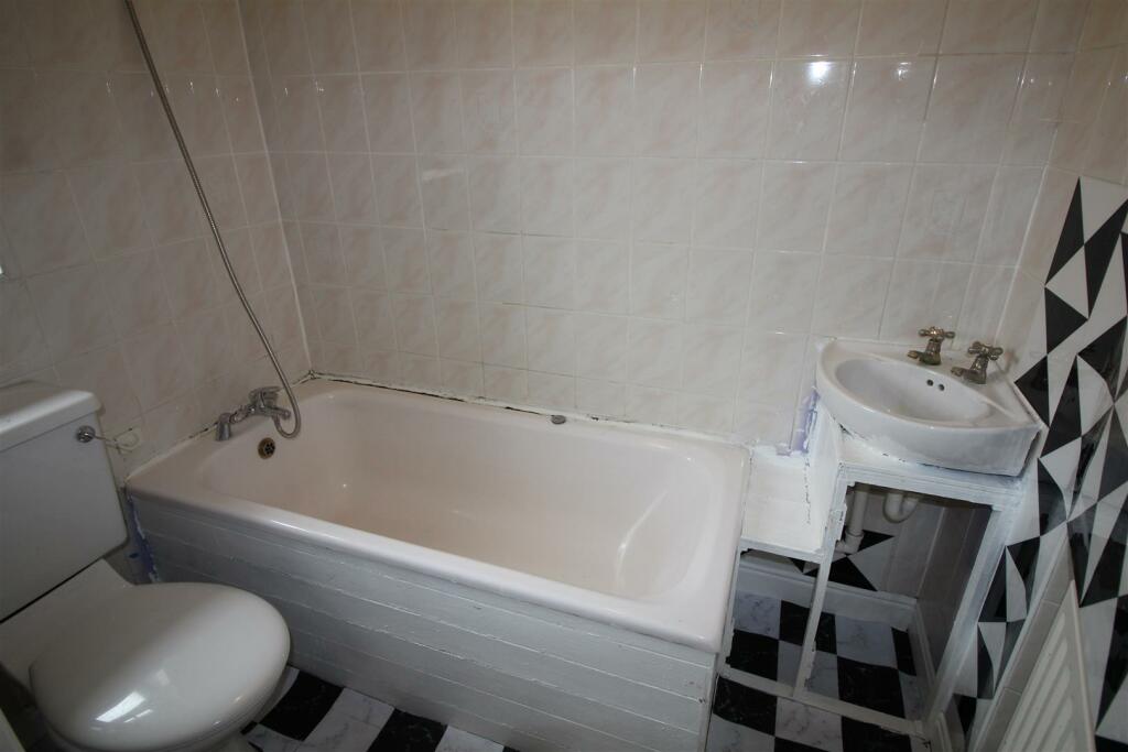 Additional property image - Albert Terrace, Wyke