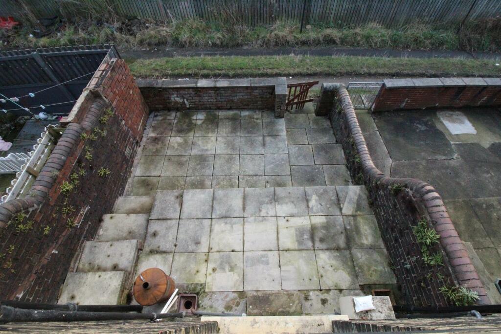 Additional property image - Huddersfield Road, Wyke, Bradford