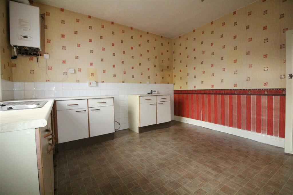 Additional property image - Huddersfield Road, Wyke, Bradford