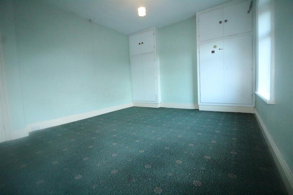 Additional property image - Huddersfield Road, Wyke, Bradford