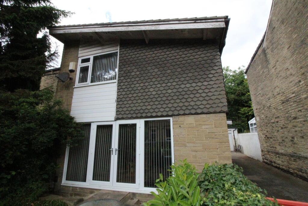 Main image of property: Vernon Road, Heckmondwike