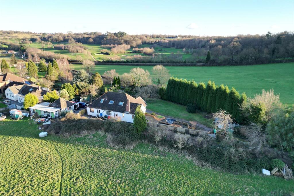 5 bedroom detached house for sale in Over Lane, Almondsbury, BS35