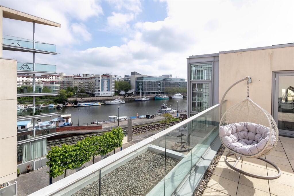 Main image of property: Caledonian Road, Harbourside