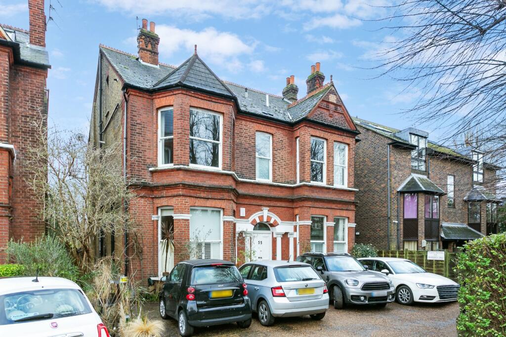 2 bedroom flat for rent in Castelnau, Barnes, SW13