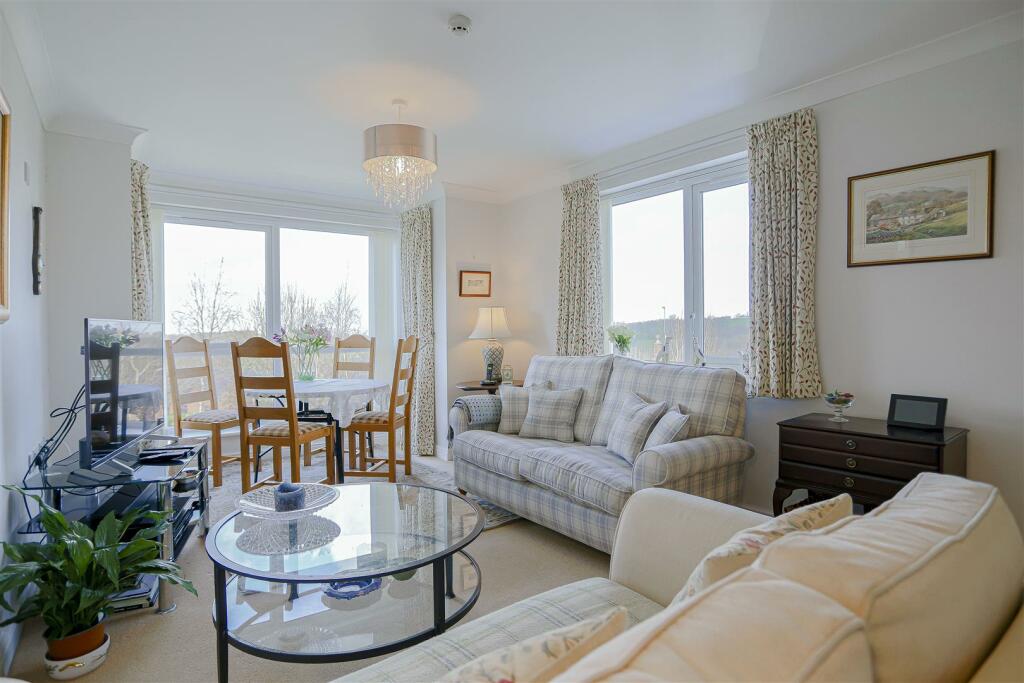 2 bedroom retirement property for sale in Arrowsmith House, Larmenier