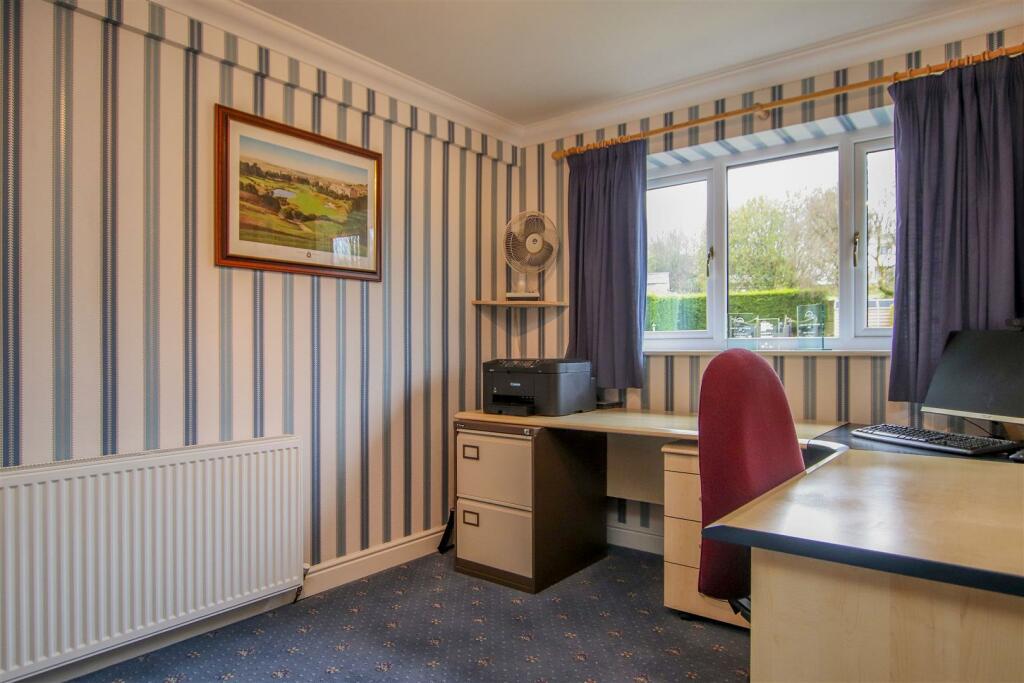 6 bedroom detached house for sale in Edge End Lane, Great Harwood, BB6