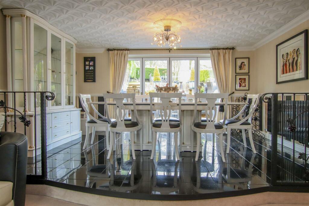 6 bedroom detached house for sale in Edge End Lane, Great Harwood, BB6