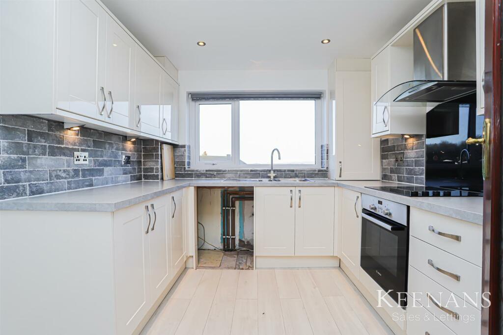 3 bedroom detached house for sale in Acorn Avenue, Oswaldtwistle, BB5