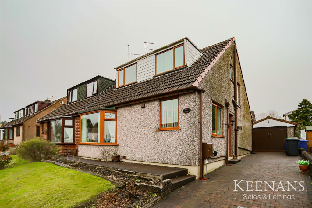 3 bedroom house for sale in Richmond Crescent, Knuzden, BB1