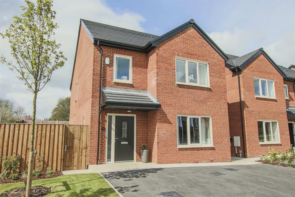 Additional property image - Beamer Gardens, Great Harwood
