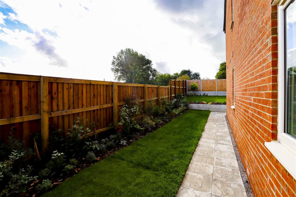 Additional property image - Beamer Gardens, Great Harwood