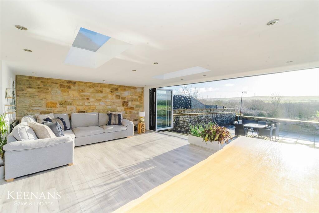 Additional property image - Stanhill Road, Oswaldtwistle, Accrington