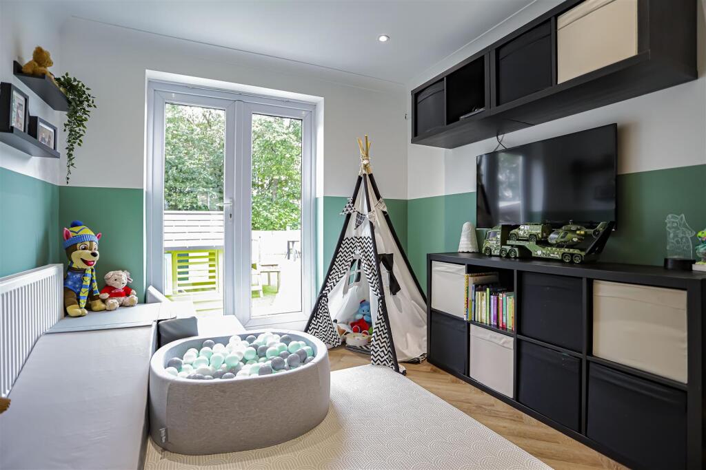 Additional property image - Hawthorn Gardens, Clayton Le Moors