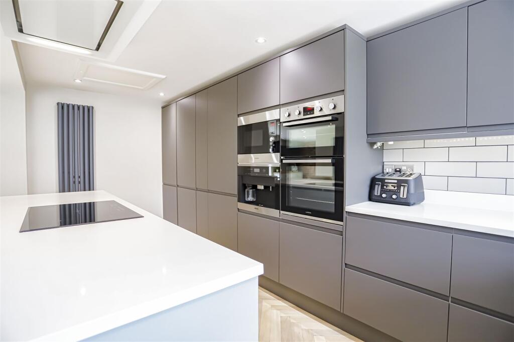 Additional property image - Hawthorn Gardens, Clayton Le Moors