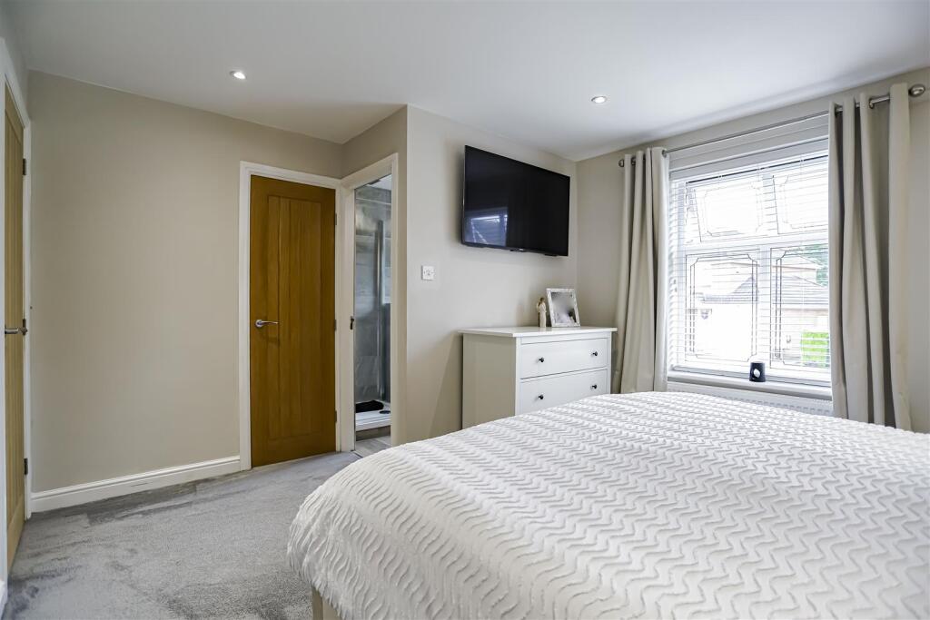 Additional property image - Hawthorn Gardens, Clayton Le Moors