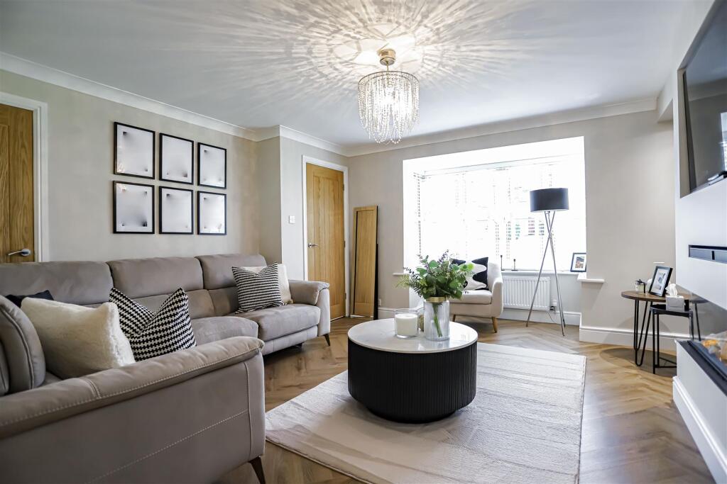 Additional property image - Hawthorn Gardens, Clayton Le Moors