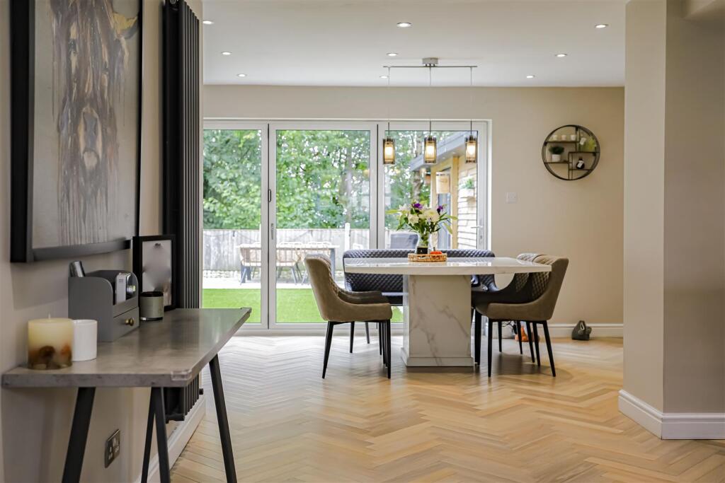 Additional property image - Hawthorn Gardens, Clayton Le Moors