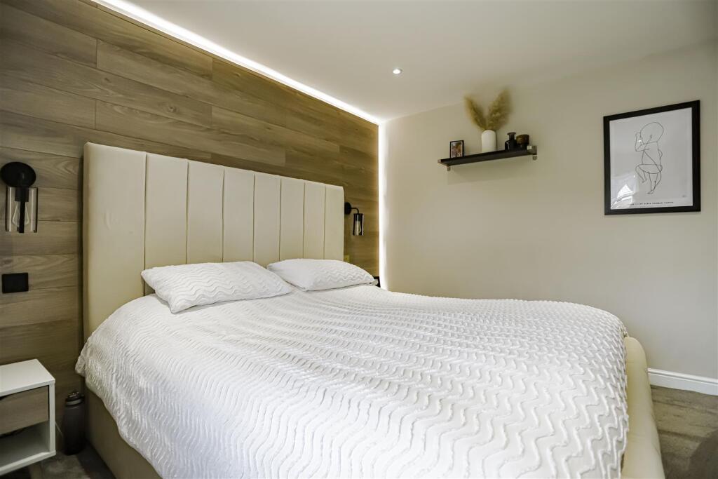 Additional property image - Hawthorn Gardens, Clayton Le Moors