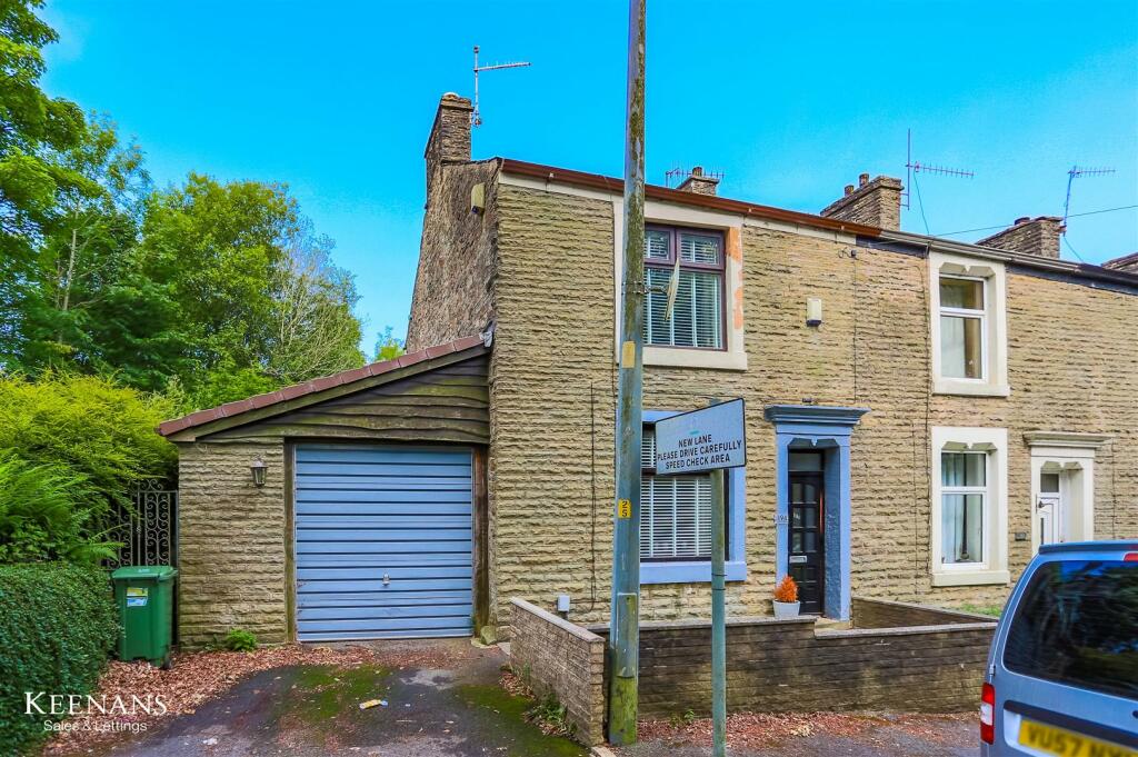 2 bedroom end of terrace house for sale in New Lane, Oswaldtwistle