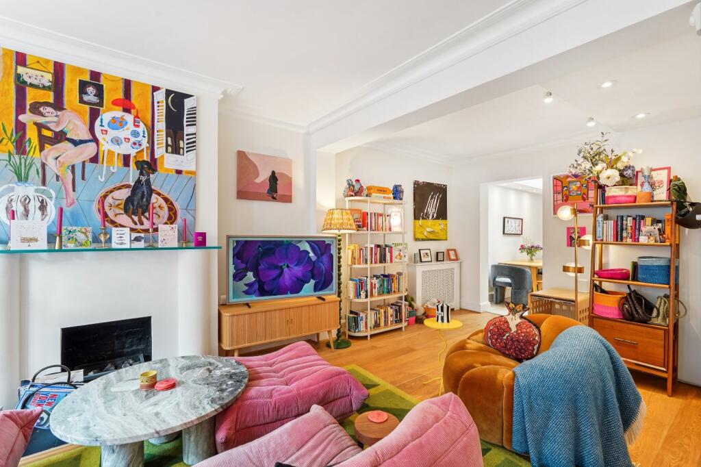 Main image of property: Paradise Walk, 
Chelsea, SW3