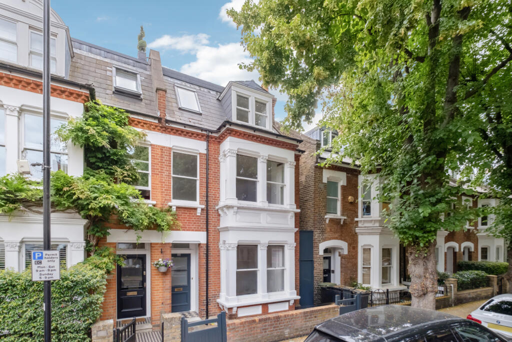 4 bedroom terraced house for rent in Upham Park Road, Chiswick, W4