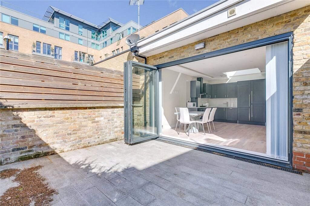 Main image of property: Goldhawk Road, 
Shepherds Bush Green, W12