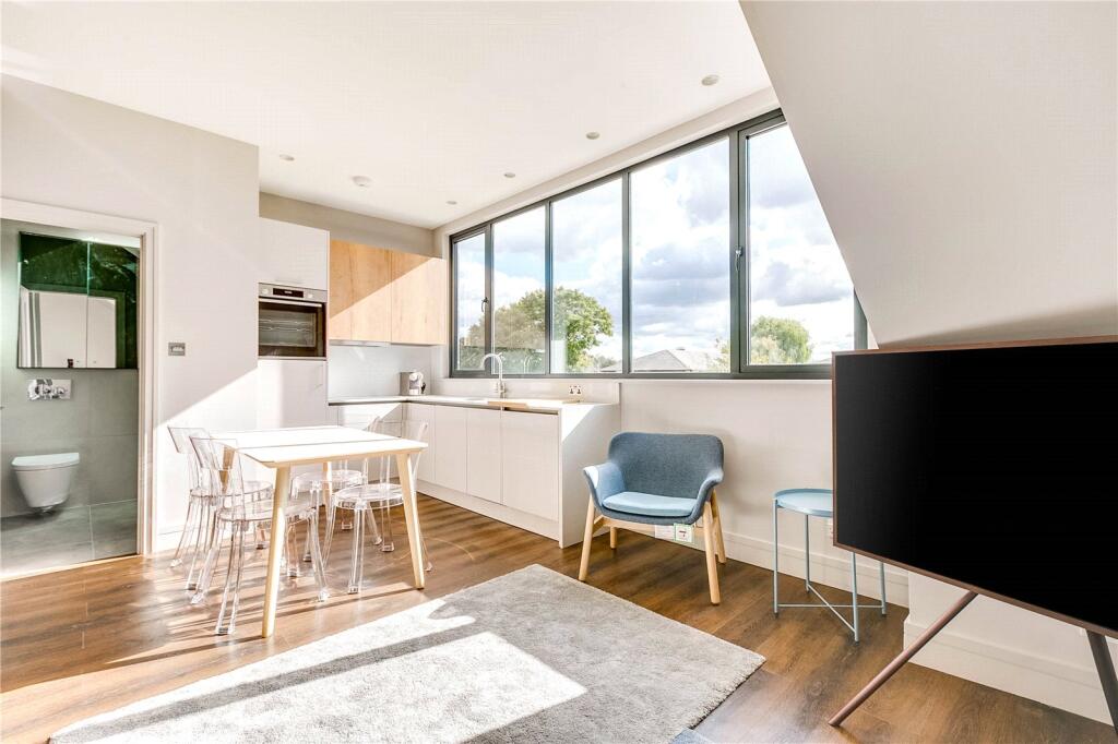 Main image of property: Stile Hall Gardens, 
Chiswick, W4