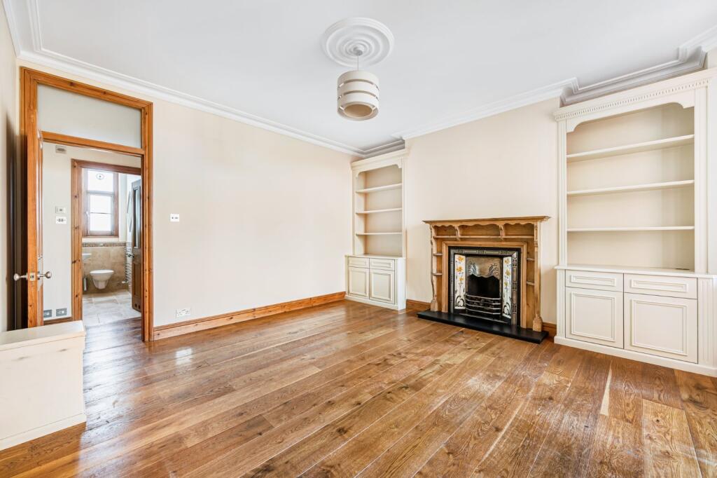 Main image of property: Sutton Court, 
Fauconberg Road, W4