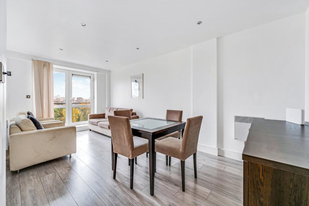 Main image of property: Chiswick High Road,
Turnham Green, W4