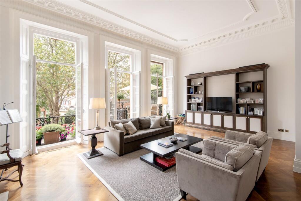 Main image of property: Cadogan Square,
Knightsbridge, SW1X