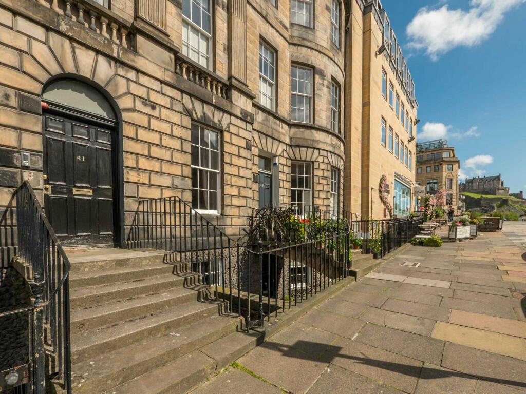 5 bedroom flat for sale in 41/1 North Castle Street, New Town, Edinburgh, EH2