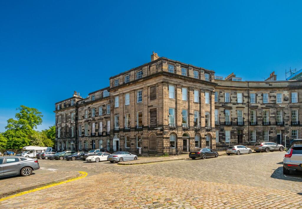 Main image of property: 6/1 Great Stuart Street, Edinburgh, EH3
