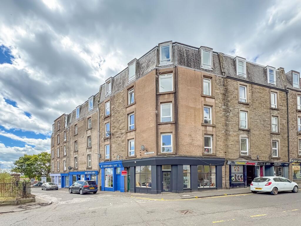Main image of property: 106F (3F2) Annfield Road, City Centre, Dundee, DD1