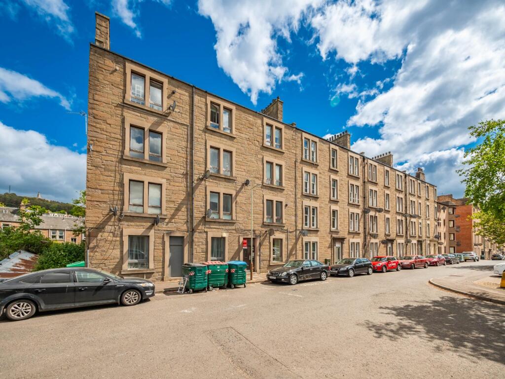 Main image of property: 47C Benvie Road, West End, Dundee, DD2