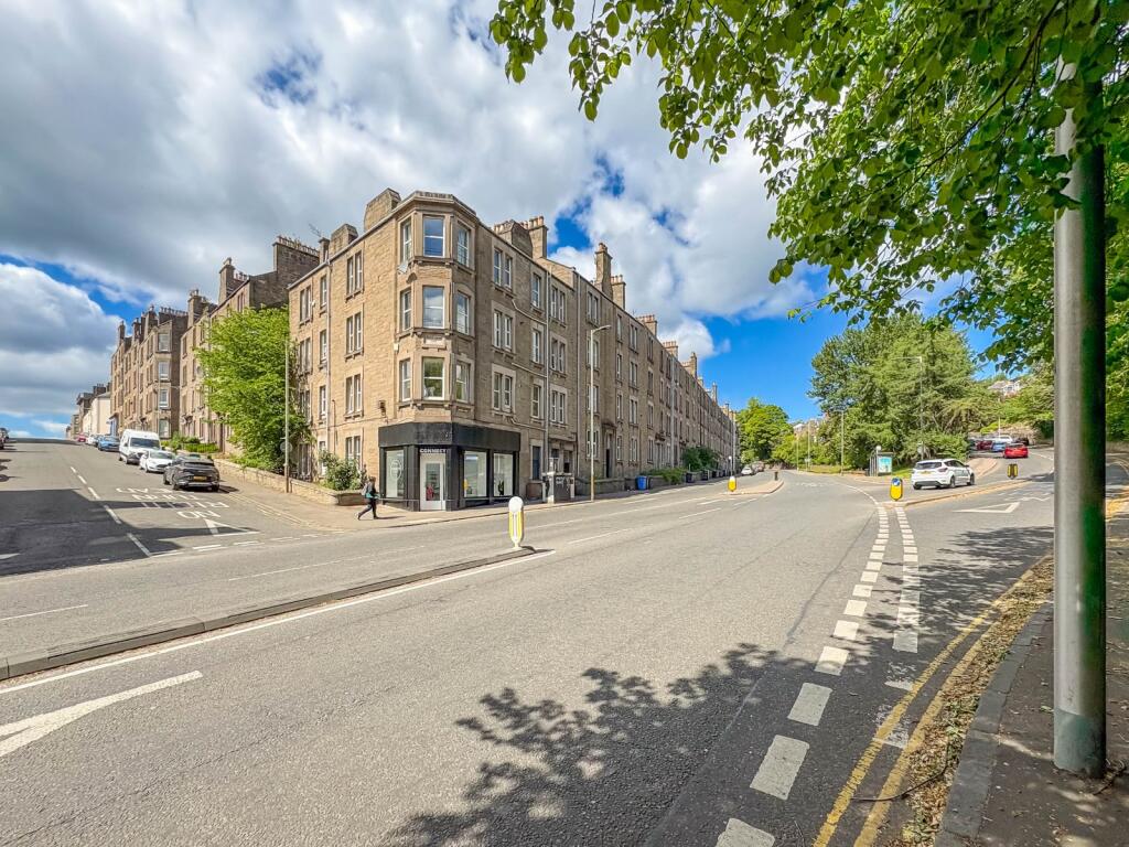 Main image of property: 166 (3F1) Lochee Road, West End, Dundee, DD2