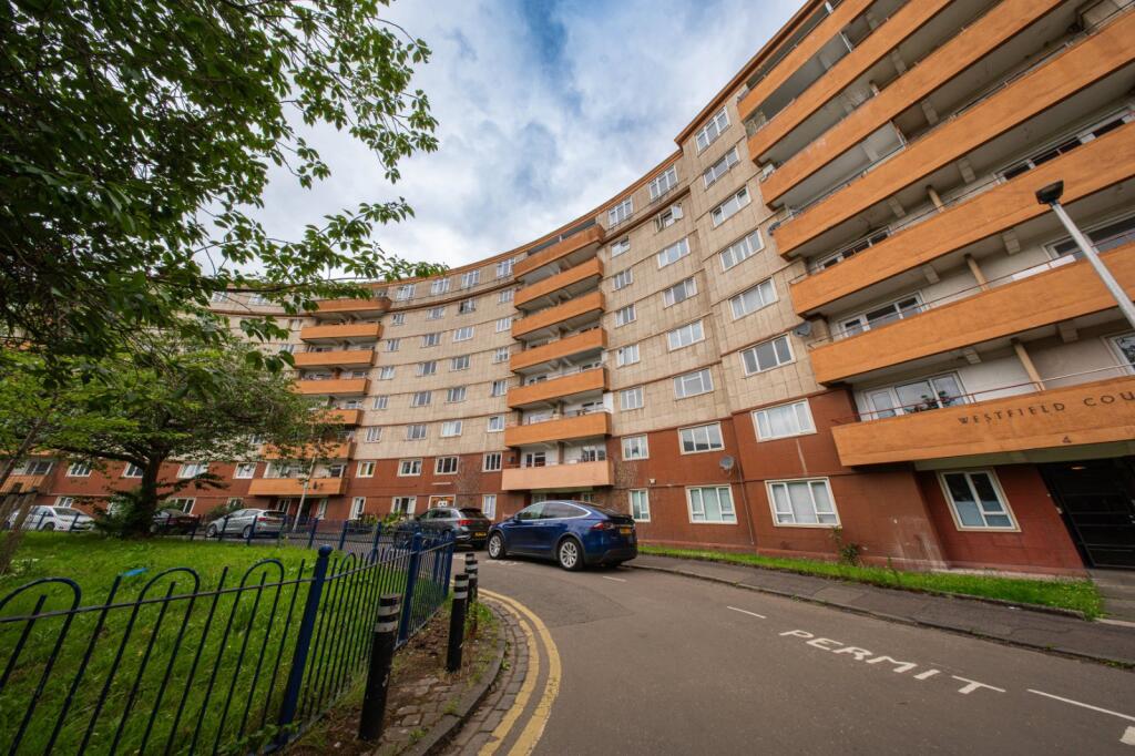 Main image of property: 3/3 Westfield Court, Edinburgh, EH11