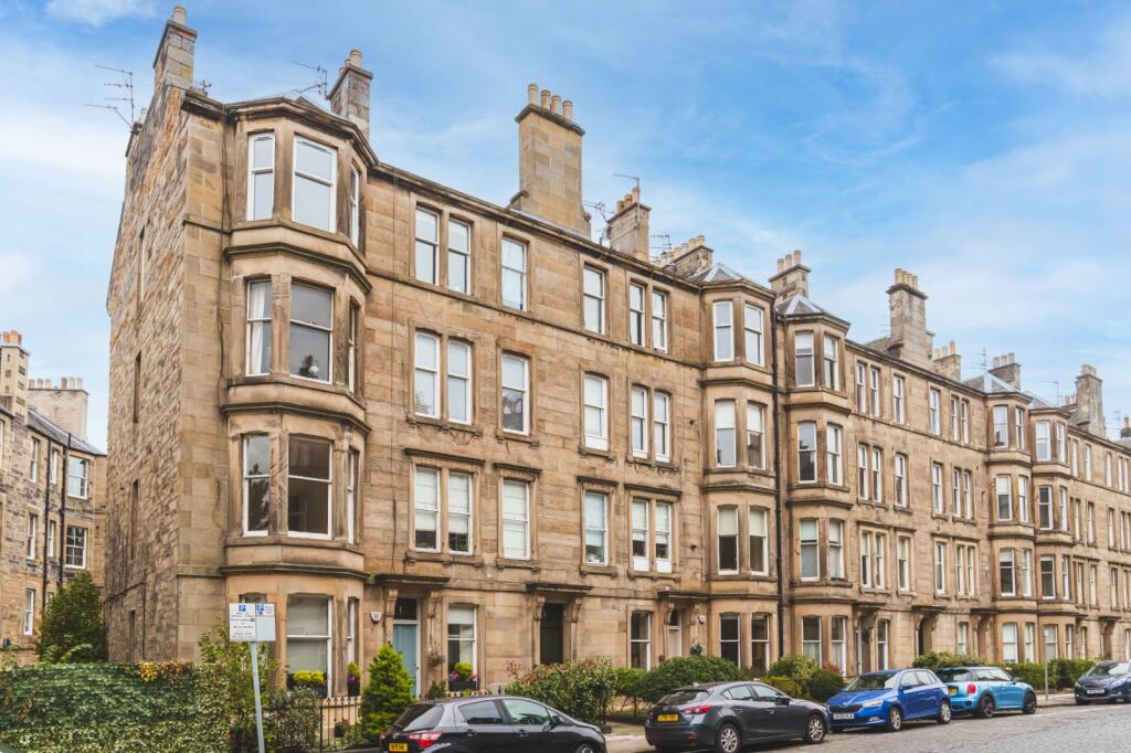 Main image of property: 3 (1F3) Comely Bank Avenue, Edinburgh, EH4