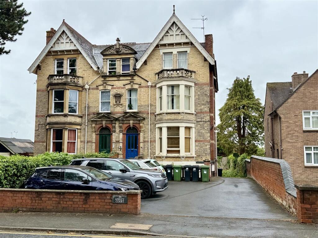 Main image of property: 36 Bodenham Road, Hereford