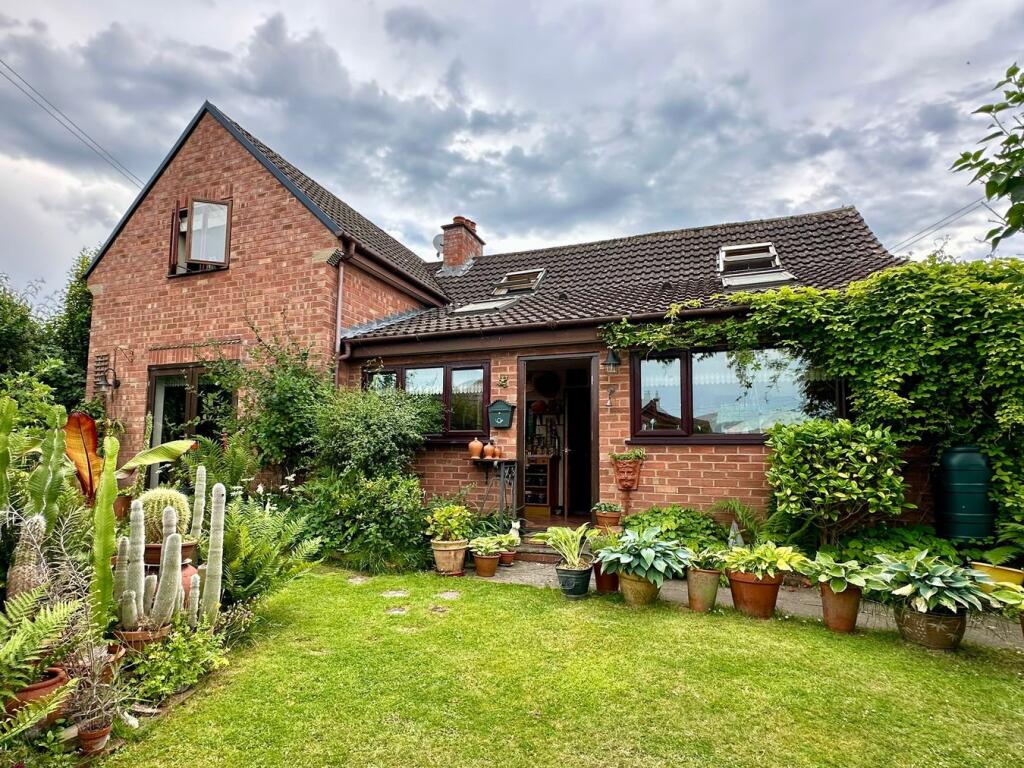 Main image of property: 63 Birch Hill Road, Clehonger, Hereford, HR2