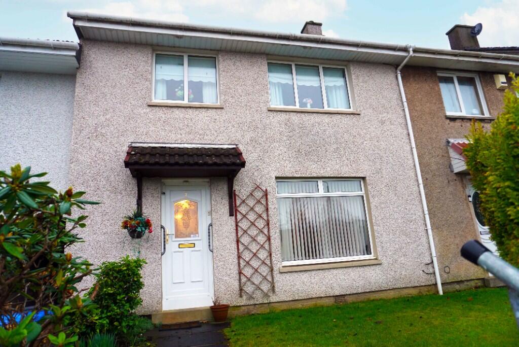 3 bedroom terraced house for sale in Boswell Park, Calderwood, East
