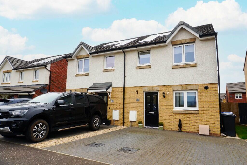 3 bedroom semidetached villa for sale in Southshields Drive, Benthall
