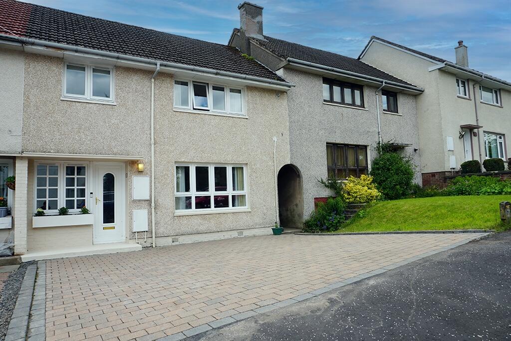 3 bedroom terraced house for sale in Urquhart Drive, East Mains, East