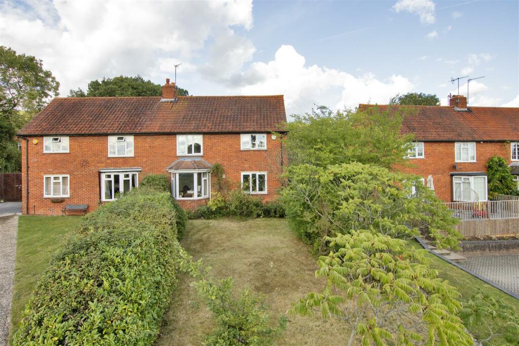 4 bedroom semidetached house for sale in Underriver, Sevenoaks, TN15