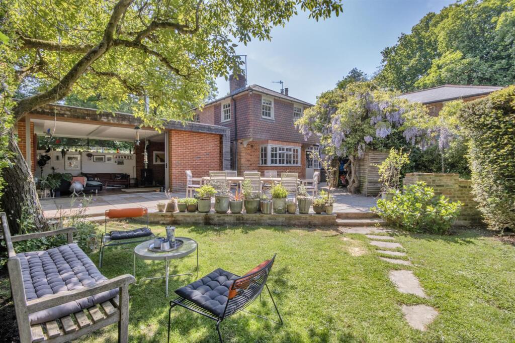 Main image of property: Noble Tree Cottages,  Hildenborough