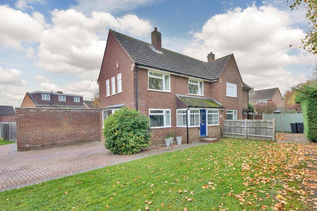 Main image of property: Elm Grove, Hildenborough
