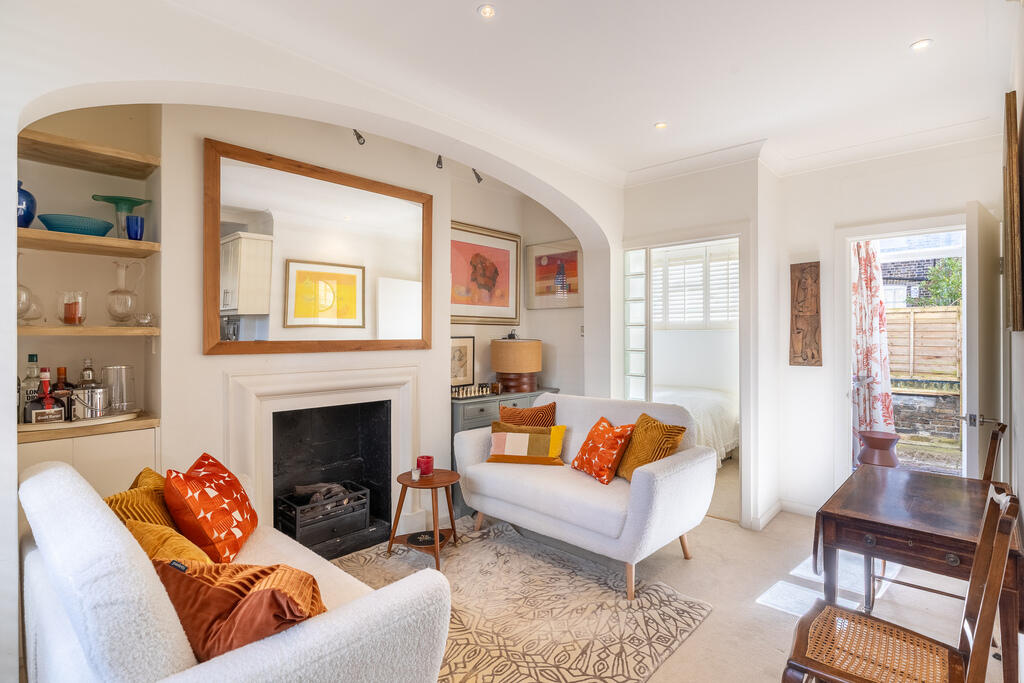 Main image of property: Rosemoor Street, Chelsea, SW3